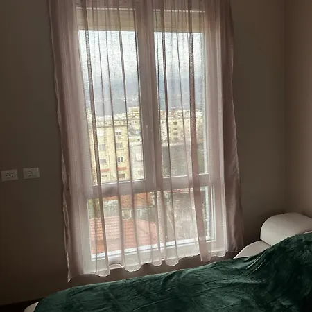 Apartment Urban Mountain View Tirana