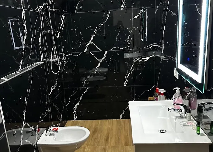 Urban Mountain View 公寓