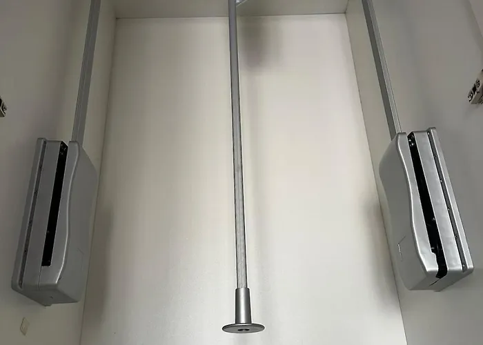 Urban Mountain View * 地拉那