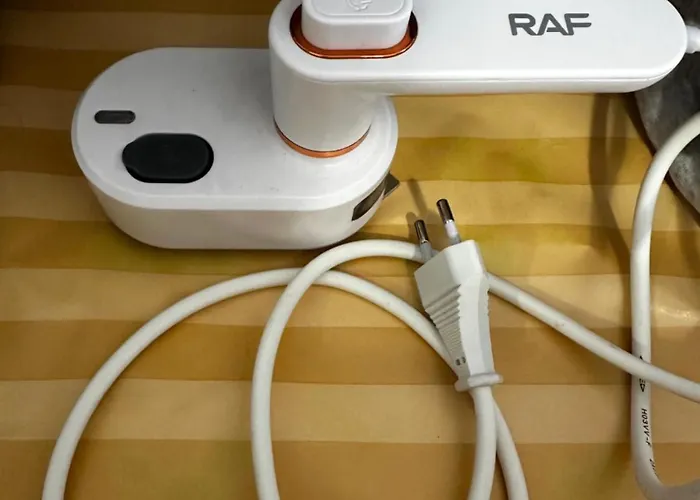 Urban Mountain View * 地拉那